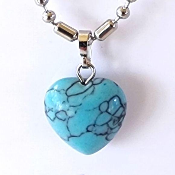 💙 Turquoise Heart Necklace - Picture 1 of 3